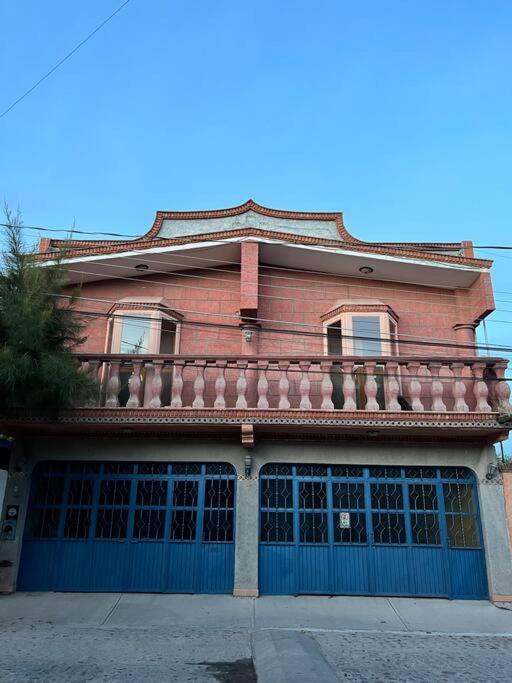 Appartement Acogedor Departamento céntrico con Estacionamiento à Tequisquiapan Extérieur photo