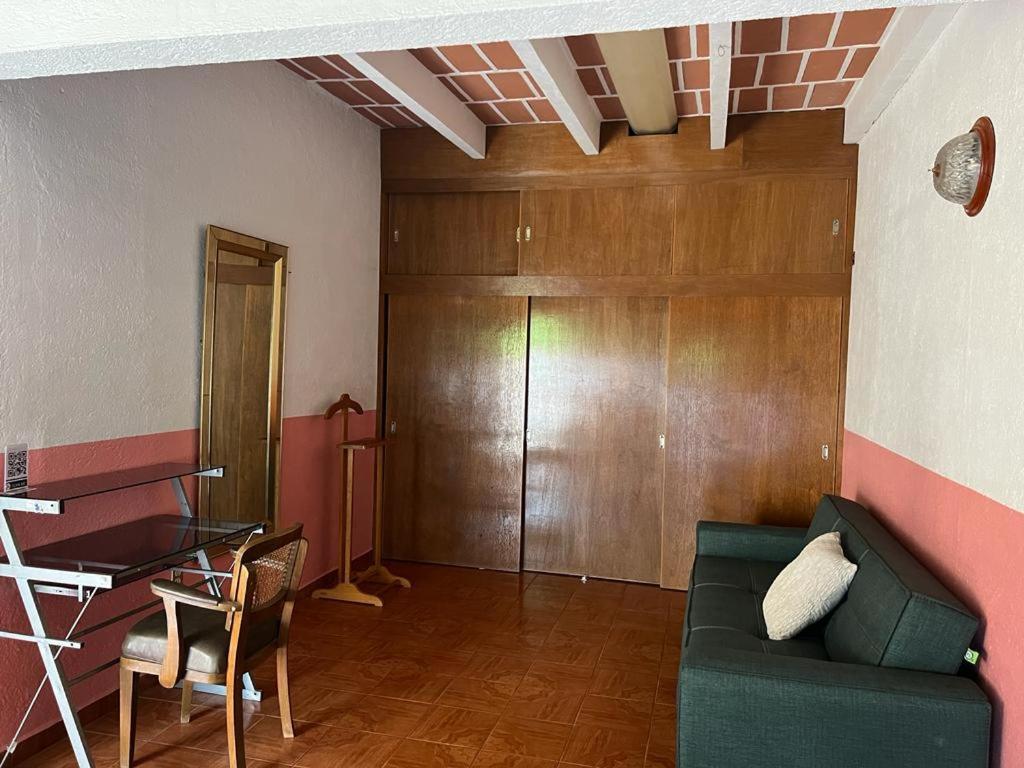 Appartement Acogedor Departamento céntrico con Estacionamiento à Tequisquiapan Extérieur photo